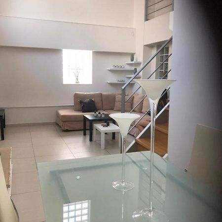 Maisonette Lux Modern Next To Metro Kerameikos 3 Rooms Athen Eksteriør billede